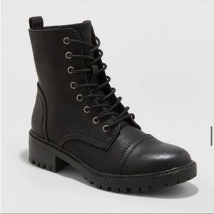 New~Universal Thread Faux Leather Combat Boots “Kamryn” size 7.5